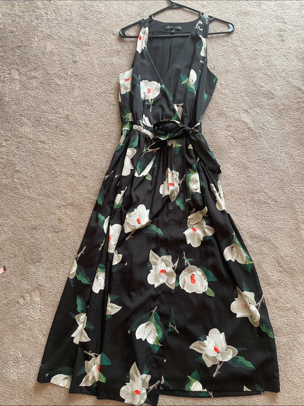 Banana Republic Black Midi Maxi Dress with White Floral Magnolia Print 4 tall